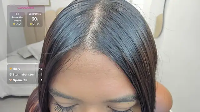 Karliie_kloss_'s cam snapshot