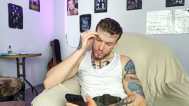 Huntall77's cam snapshot