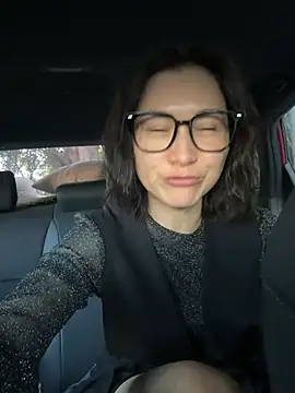 A-ZJunn live sex cam