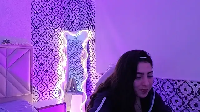 Ixchel_tay's cam snapshot