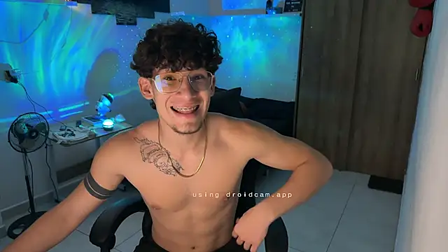 Kisan_Smith live sex cam