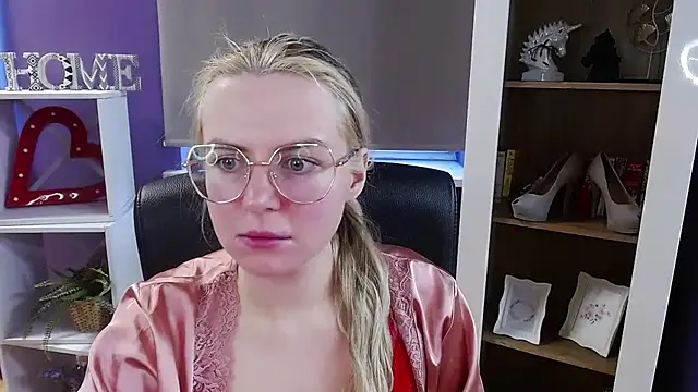 Zoey_Erotic live sex cam