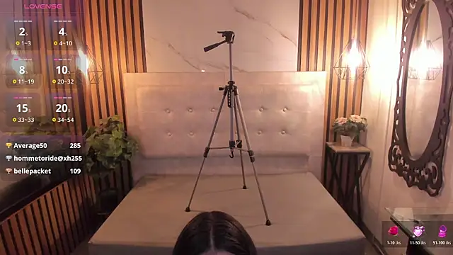 Silver_Breeze live sex cam