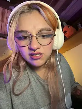 Sophia_Weest99's cam snapshot