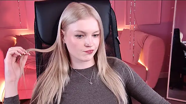 GraceGlamour's cam snapshot