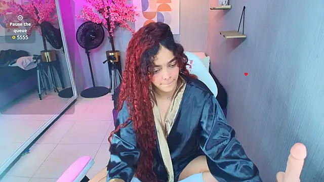 Maggy_t18's cam snapshot