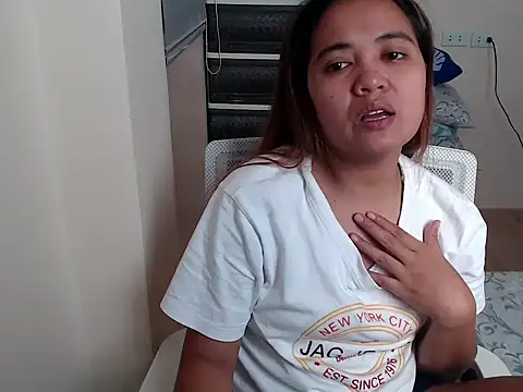 xTheLastVIRGINx's cam snapshot