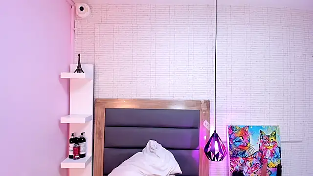 LOLAMAXI's cam snapshot