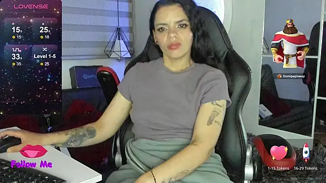 natasha_logan_'s cam snapshot