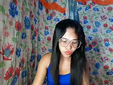 PinaySkinnyGirl's cam snapshot