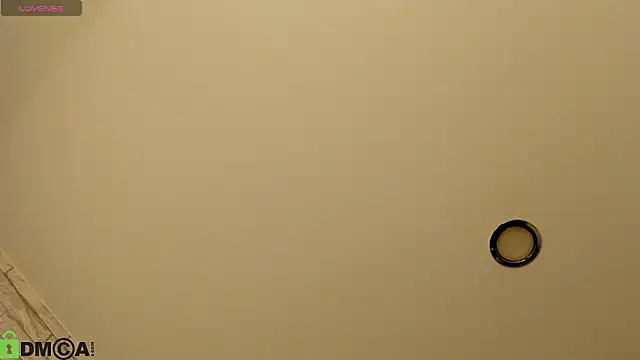 Bonn1e_Rose's cam snapshot