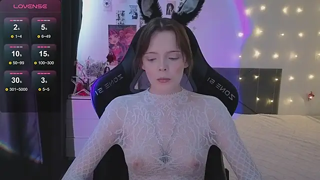 Luna_Navy's cam snapshot