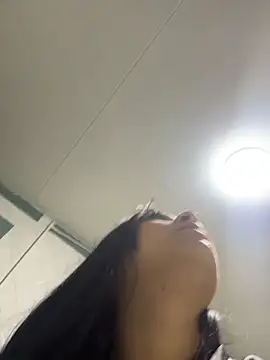 cristal__violetaa's cam snapshot