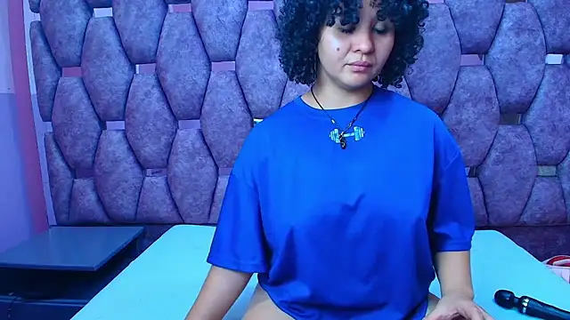 AlaSmith's cam snapshot