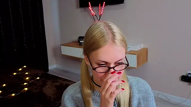 Emma-Noir live sex cam