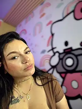 Megaan__More's cam snapshot