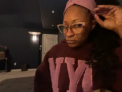 wynterheat live sex cam