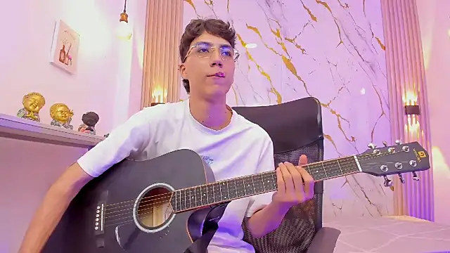 Nikolay_Gregori live sex cam