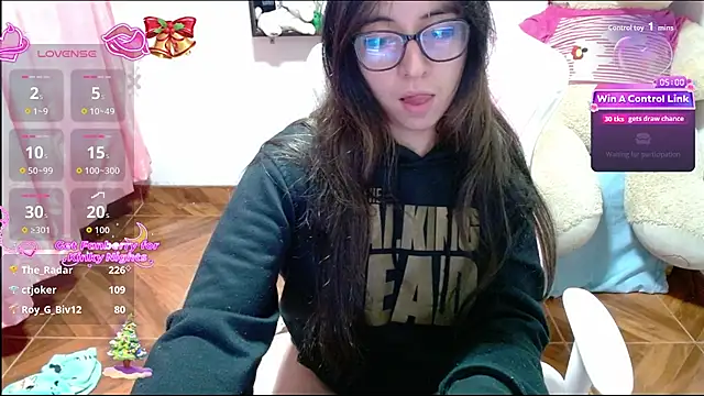 Maggie_Fox3's cam snapshot