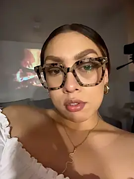 Im_sophiie live sex cam