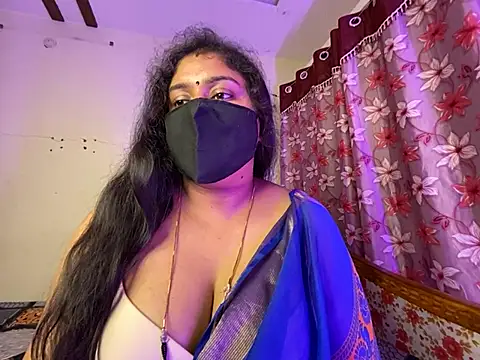 LouleyRanii's cam snapshot