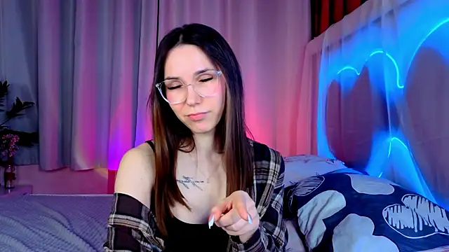 -CindyLou's cam snapshot