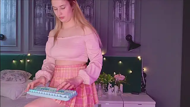 Sofii_Ly's cam snapshot