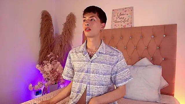 OzorioDany live sex cam