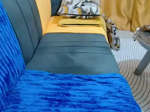 leslysexygirl's cam snapshot