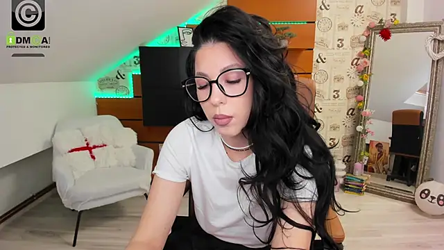 EmillyTaylor's cam snapshot