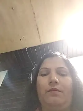 Loveina_horny's cam snapshot