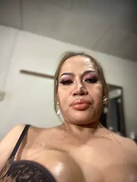 HugeKatarinaTS live sex cam