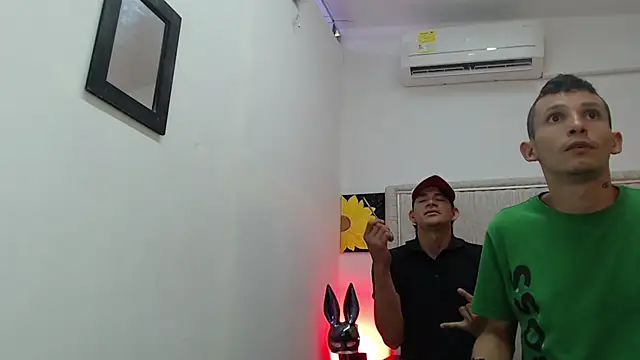 No_mercy_group_'s cam snapshot