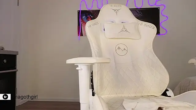 IamLuna2006's cam snapshot