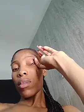 MsParisSmith's cam snapshot