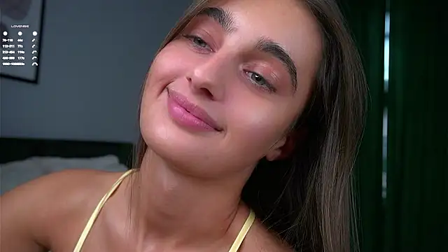 PiquingOgalala live sex cam