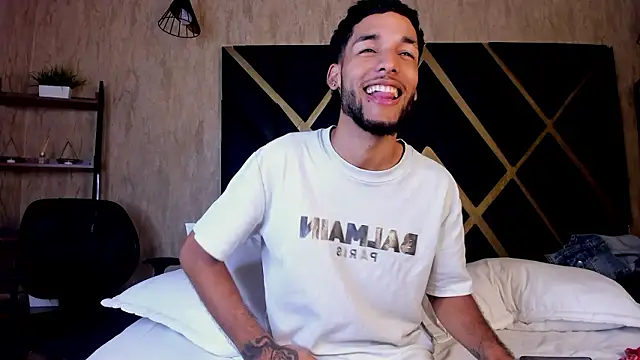 Thiagoferreti live sex cam