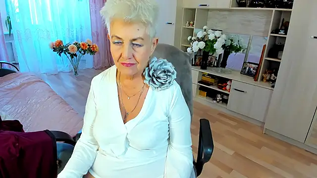 HotandMature's cam snapshot