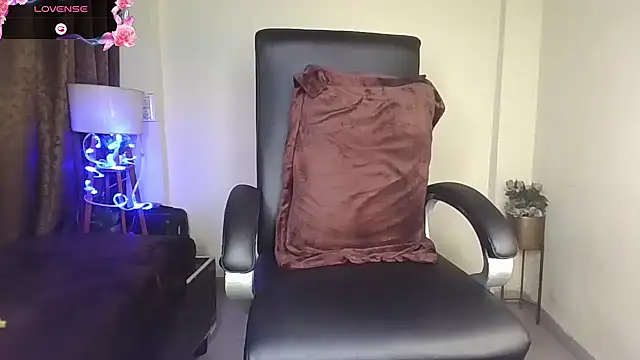 Black-Pearll's cam snapshot