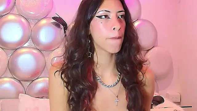 Lia_Valmont's cam snapshot