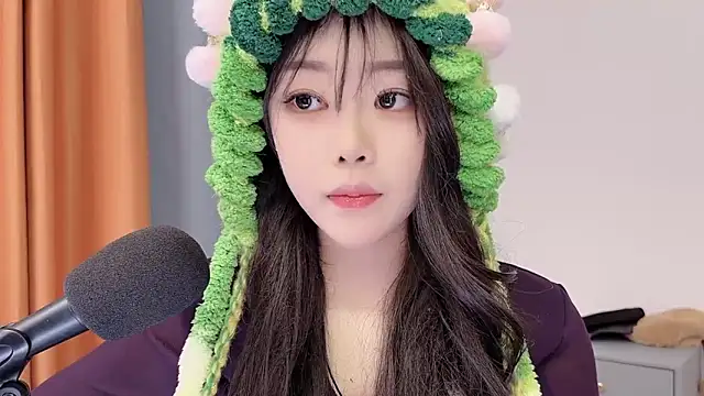 smalldaisy's cam snapshot