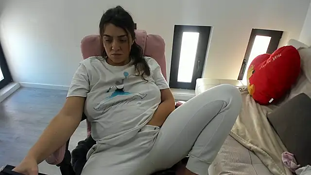 Dyana_Kaylinn's cam snapshot