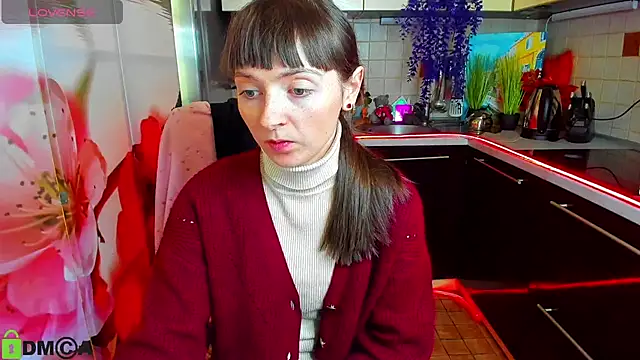 TayanaJons live sex cam