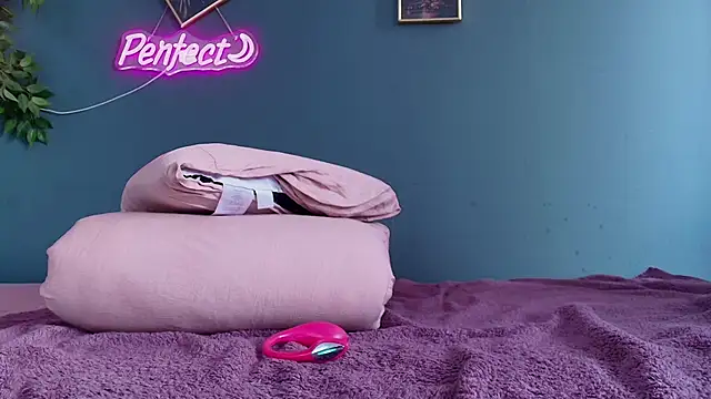 Perfect_Moans's cam snapshot