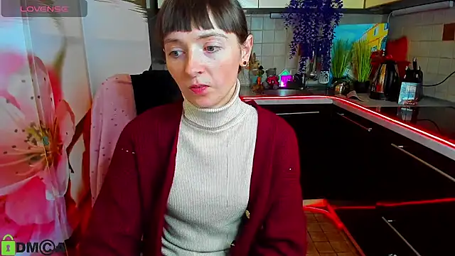 TayanaJons live sex cam