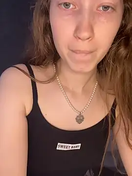 Holy_Poly's cam snapshot