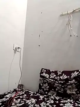 Cute-Naavya live sex cam