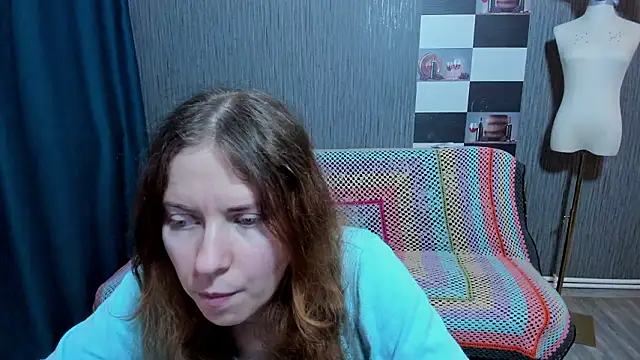 pa1e_pr1ncess's cam snapshot