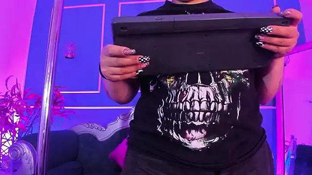 TaraTaylorr live sex cam