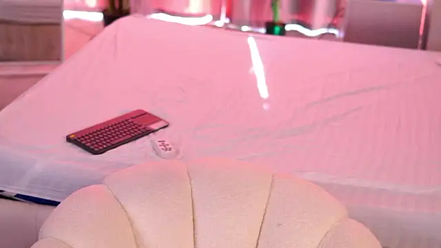 Arabian_Rose's cam snapshot